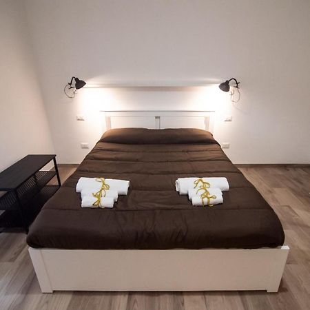 Nizza Apartment In Centro Salerno Kültér fotó