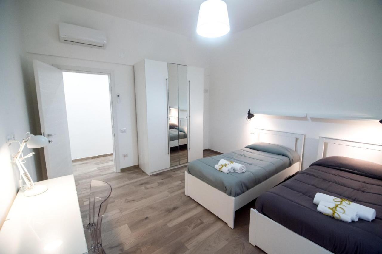 Nizza Apartment In Centro Salerno Kültér fotó