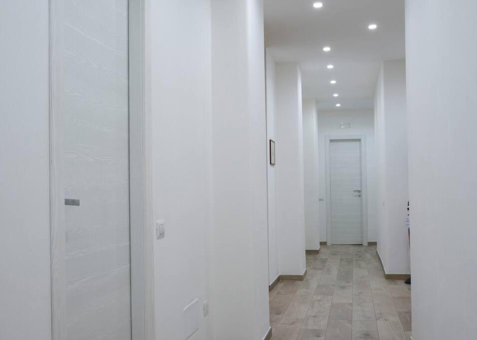 Nizza Apartment In Centro Salerno Kültér fotó