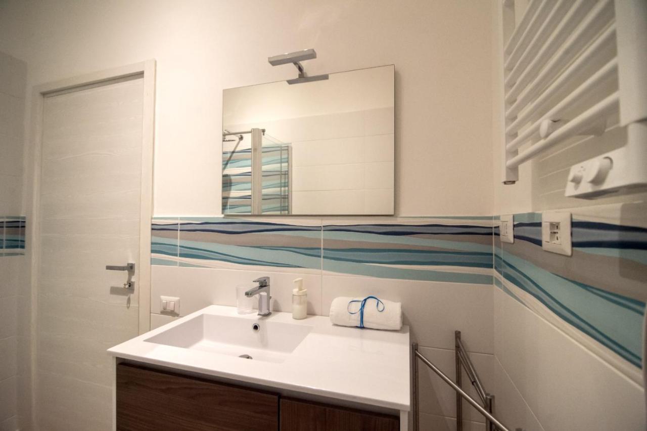 Nizza Apartment In Centro Salerno Kültér fotó