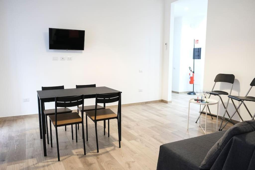 Nizza Apartment In Centro Salerno Kültér fotó